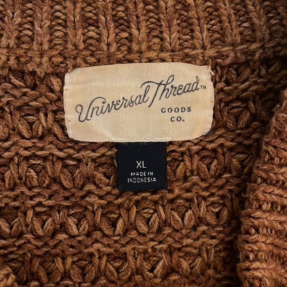 Brown knit sweater, size XL - Picture 2 of 2
